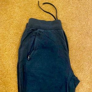 Lululemon sweatpants joggers